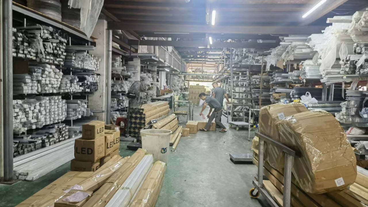 Product Warehouse
